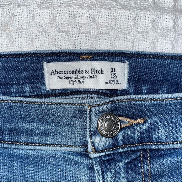 High Rise Super Skinny Ankle Jean - Picture 4 of 6